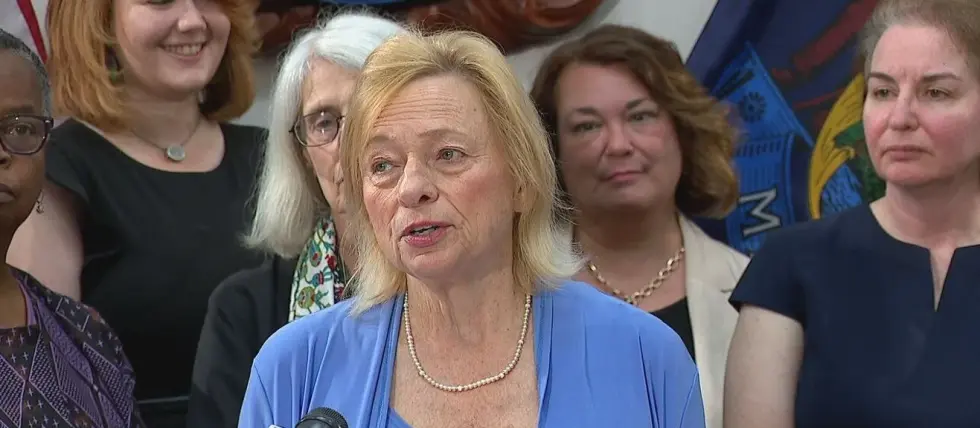Fate of Maine iGaming Lies with Governor Mills